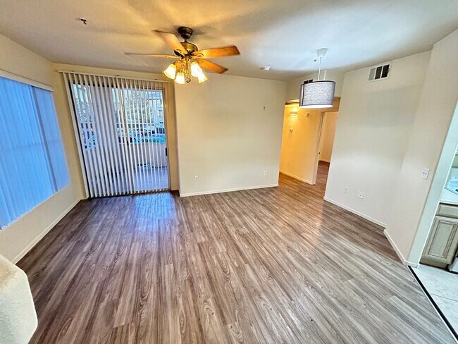 Building Photo - 7143 S Durango Dr