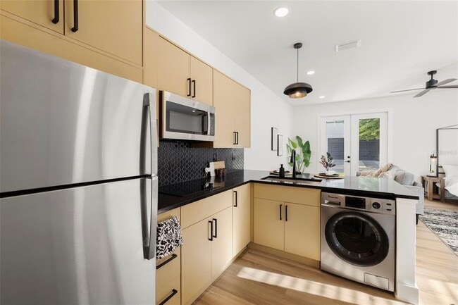 Building Photo - 212 W Euclid Ave