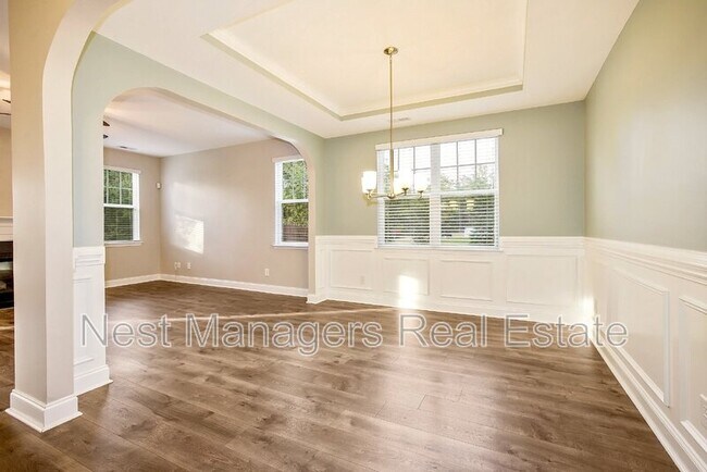 Building Photo - 136 Loch Ln