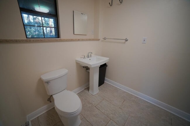 Building Photo - 3384 Barrow Hill Trail