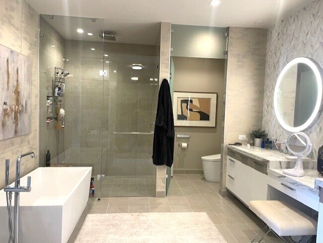 Building Photo - Luxury Furnished Gulf-Front Condo at The St. Regis Residences, Longboat Key, FL