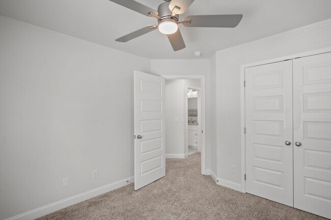 Building Photo - 495 Gov Treutlen Cir