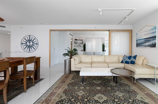 Building Photo - 90 Alton Rd