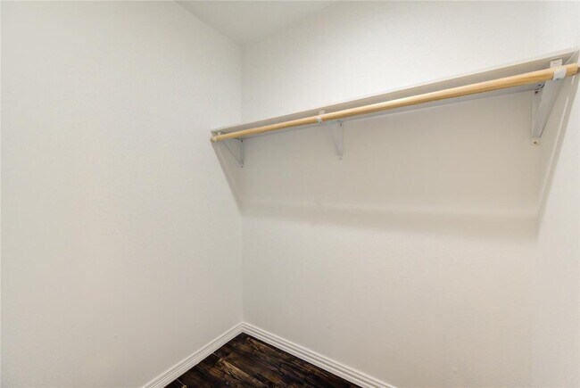 Building Photo - 1289 Blalock Rd