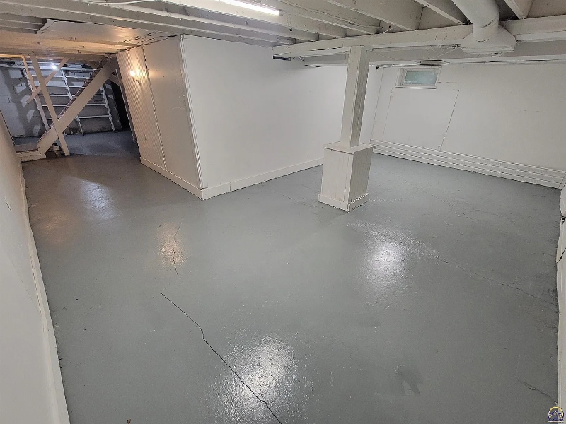 Building Photo - 1609 SW Buchanan St