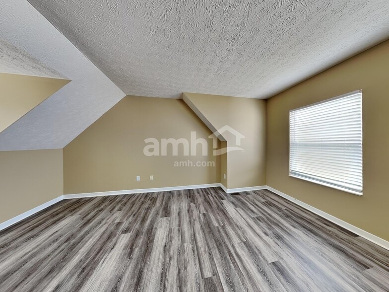 Building Photo - 4433 Greensbury Dr