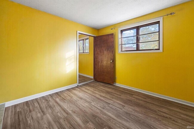 Building Photo - 4 BR Home in Bar Barry Heights