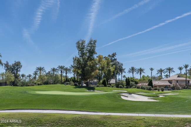 Building Photo - 7705 E Doubletree Ranch Rd