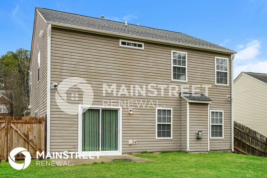 Building Photo - 228 Pebblestone Dr