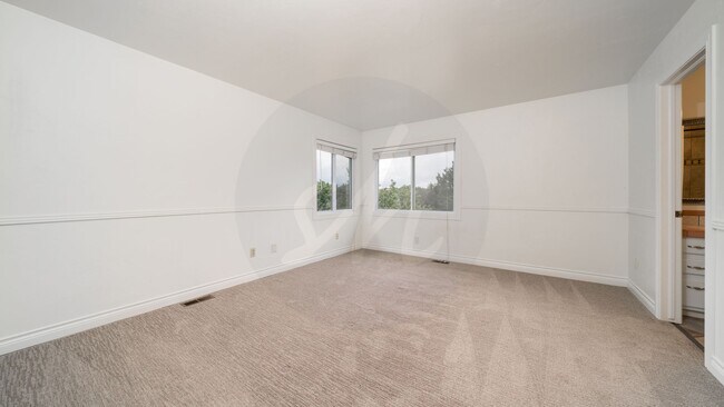 Building Photo - Beautiful Four Bedroom Home Near Broadmoor Bluffs
