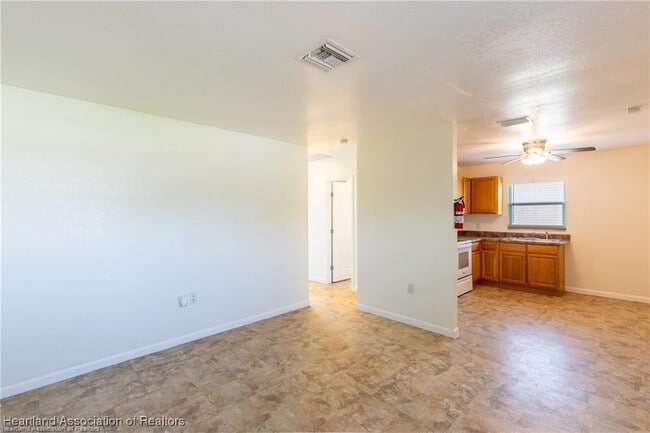 Building Photo - 1314 Denise Ave