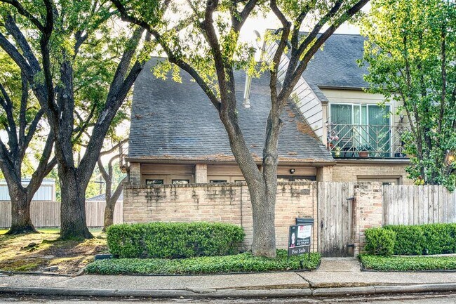 Building Photo - 5860 Sampley Way