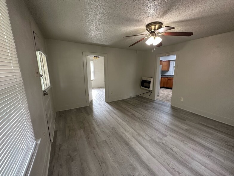 Building Photo - 405 Benham Ave