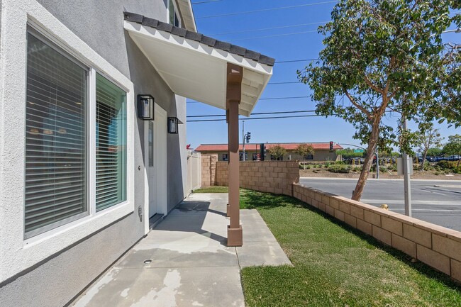 Building Photo - BRAND NEW HOME