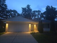 Building Photo - 29210 Heritage Ct