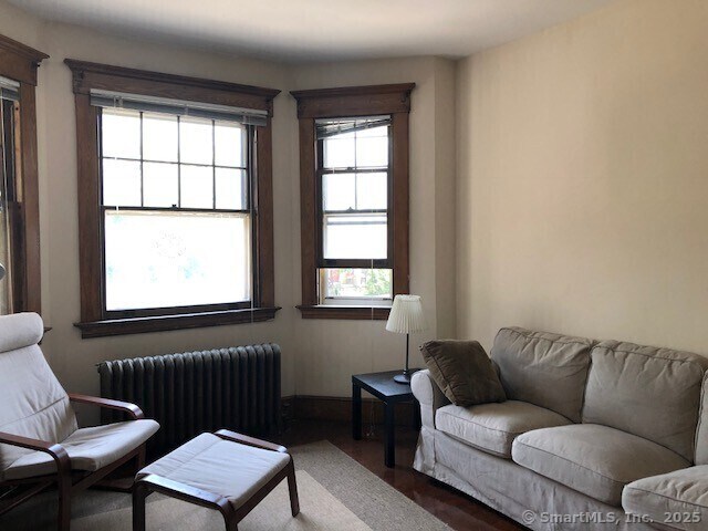 Building Photo - 782 Orange St