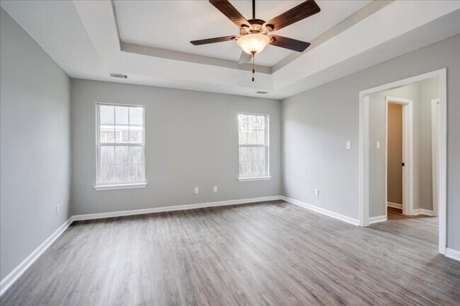 Building Photo - 4642 La Ct