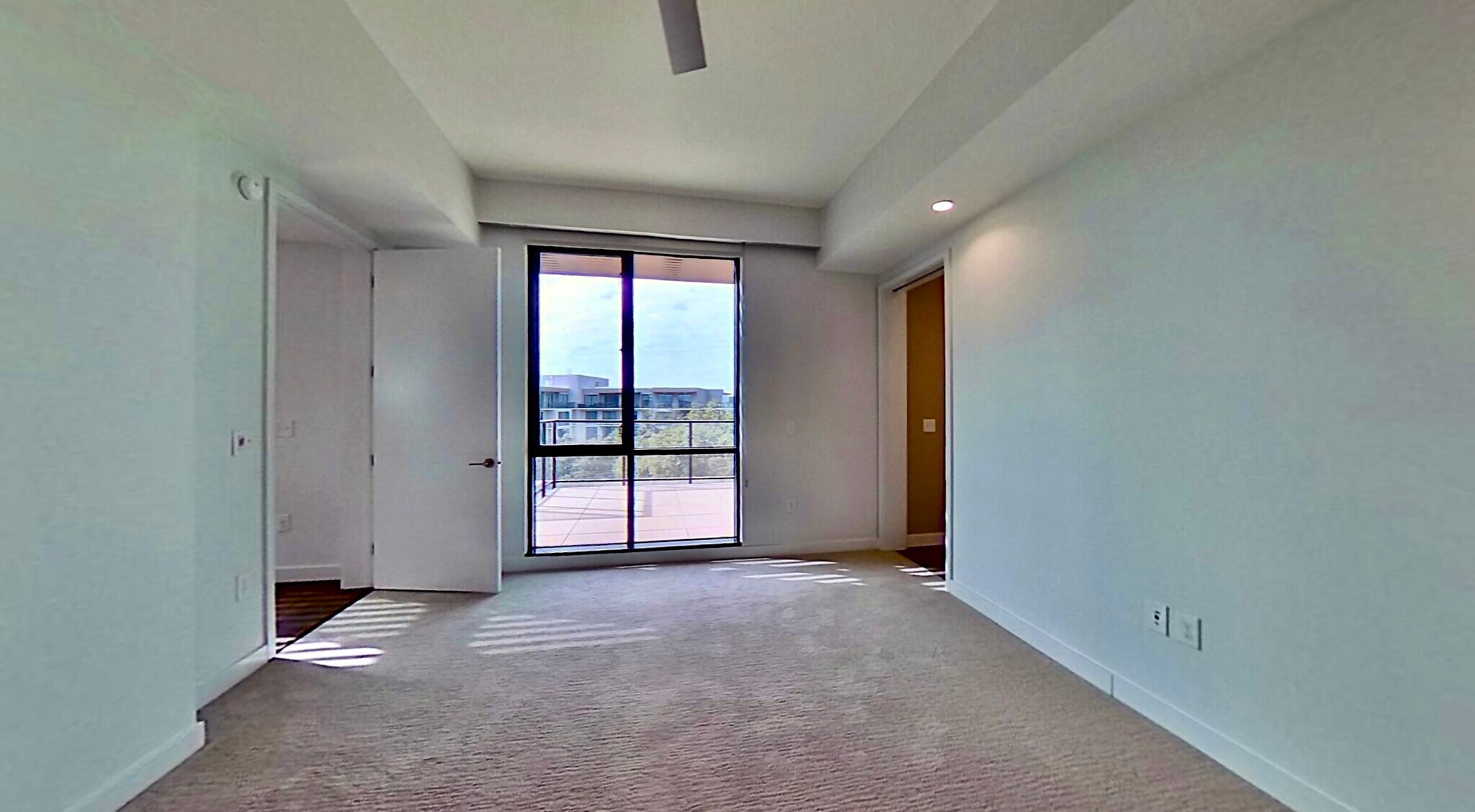 Building Photo - 4819 Skillman St