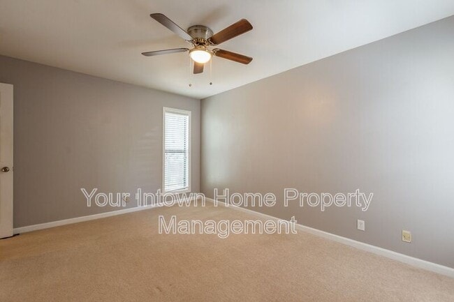 Building Photo - 505 Oakdale Rd NE