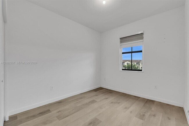 Building Photo - 12871 SW 233rd Terrace
