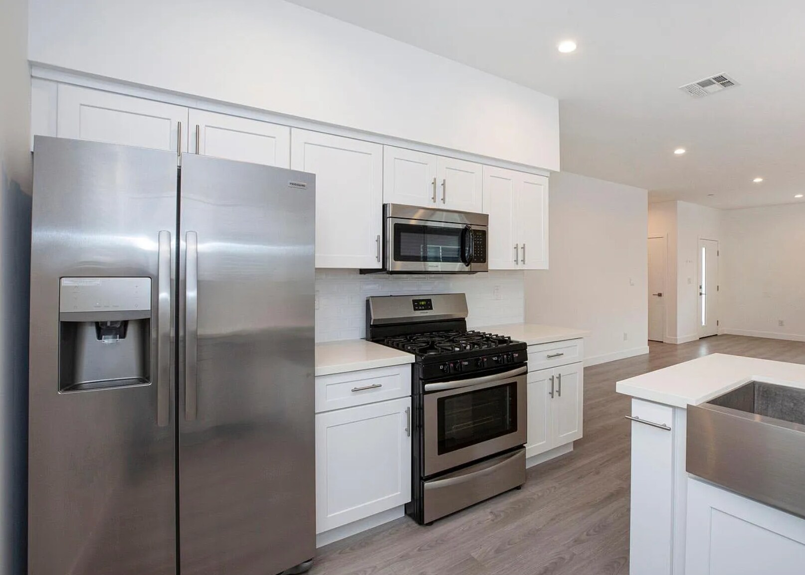 Building Photo - 5026 Cleon Ave