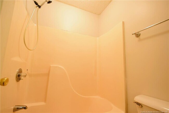 Building Photo - 6475 Applewhite Rd