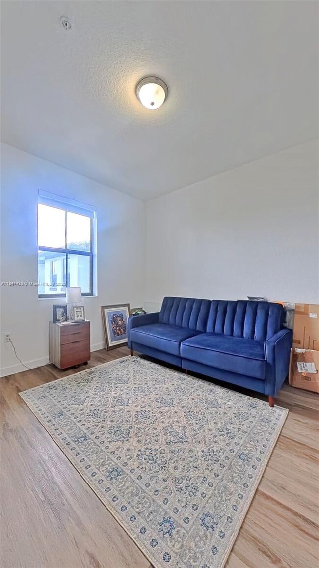 Building Photo - 15500 SW 136th St