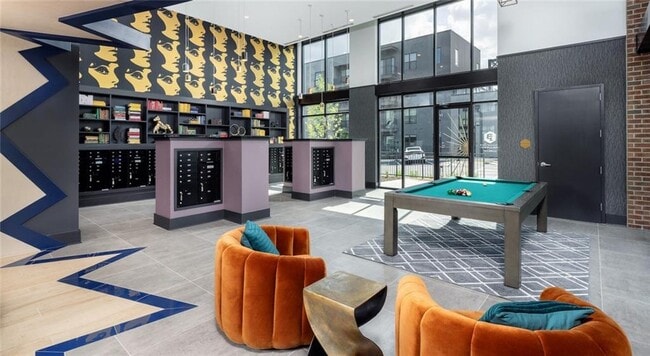 Building Photo - 105 Rogers St NE