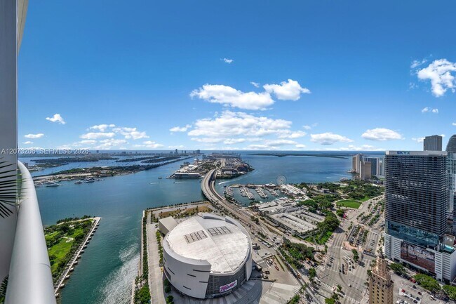 Building Photo - 888 Biscayne Blvd