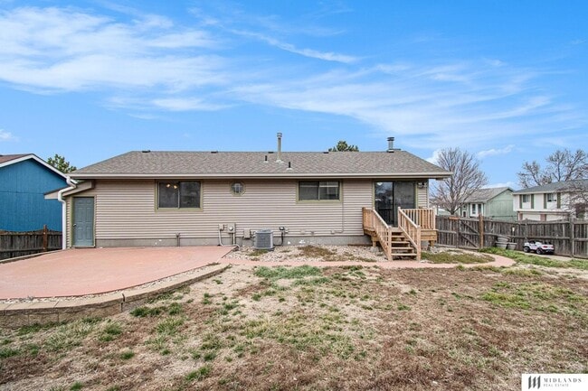 Building Photo - 15201 Greene Ave