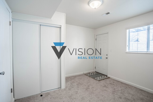 Building Photo - 771 W 1700 N