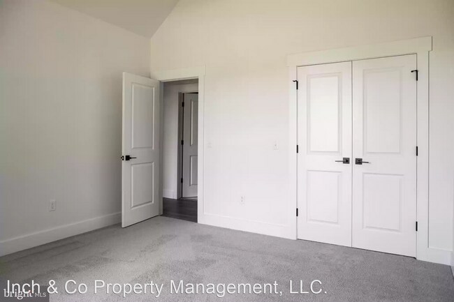 Building Photo - 3 br, 2.5 bath House - 2965 Stillmeadow Lane