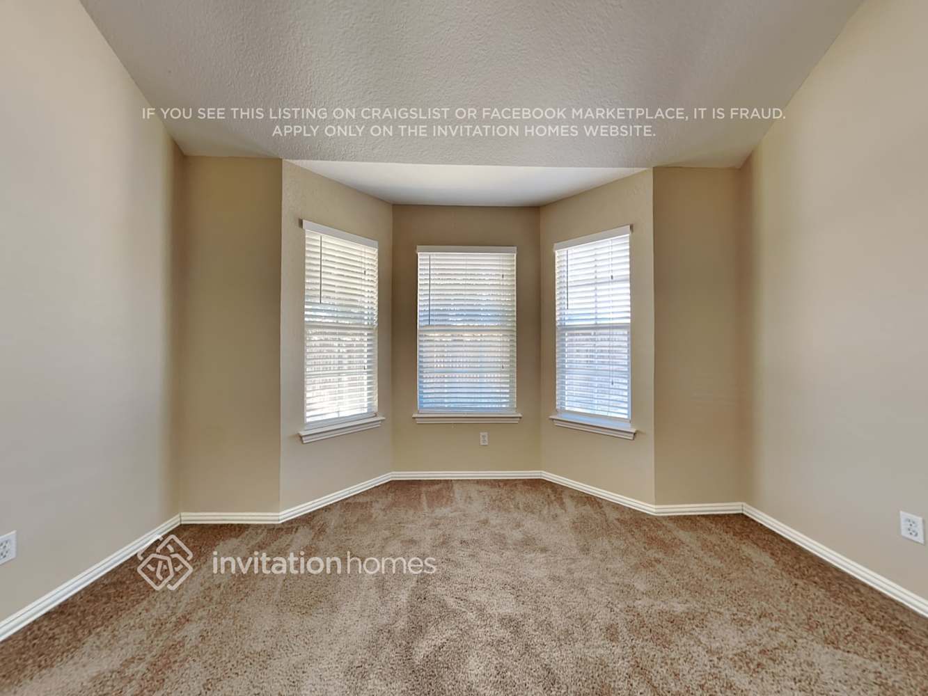 Building Photo - 509 Taos Ct W