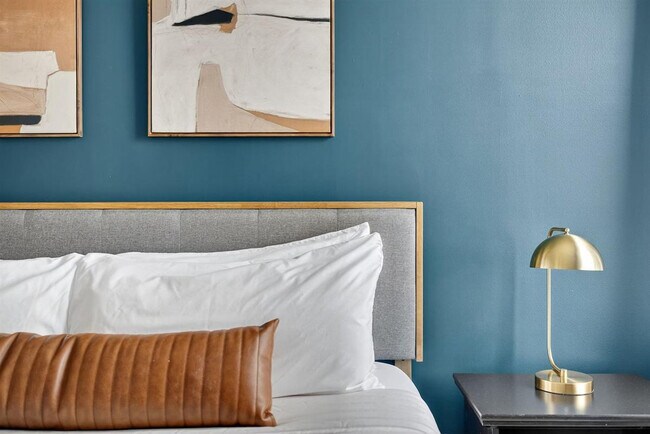 Building Photo - 400 Walnut St