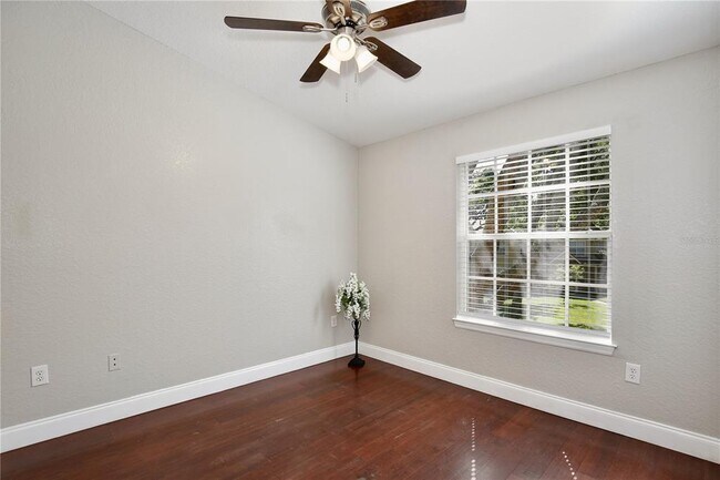 Building Photo - 860 Grand Regency Pointe