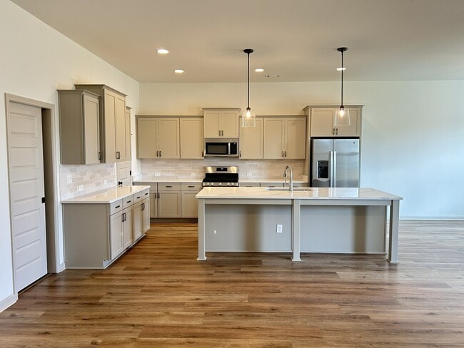 Building Photo - 9508 Dakota Dr