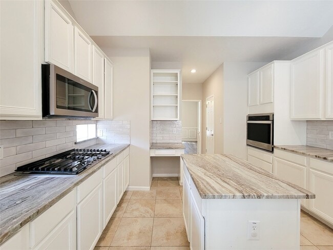 Building Photo - 31406 Capella Cir