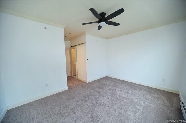 Building Photo - 102 Cove Ct