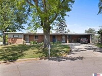 Building Photo - 4620 Eden Cir