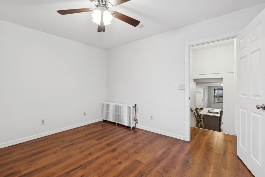 Building Photo - 591 Bramhall Ave