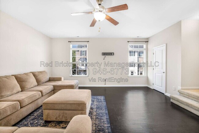 Building Photo - 2306 Rachelwood Dr