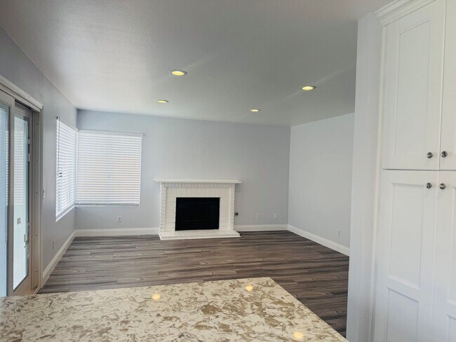 Building Photo - 1435 Spyglass Way