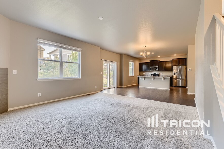 Building Photo - 20732 Scenic Park Dr