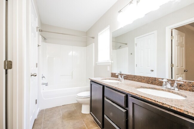 Building Photo - 5725 Trammel Estates Dr