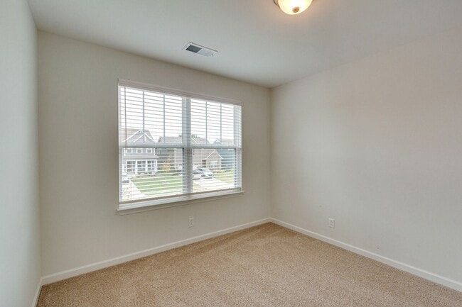 Building Photo - 5020 Bridgemore Blvd