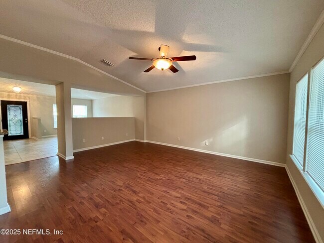 Building Photo - 9612 Clinton Corners Dr