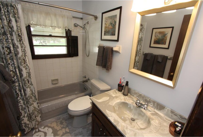 Building Photo - 4806 Louisiana Ave N