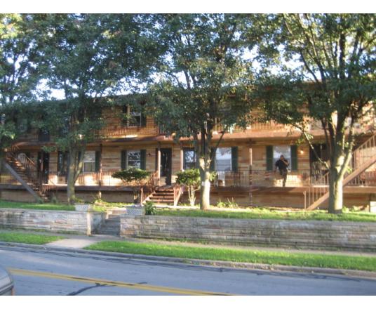 Building Photo - 1868 Augusta Dr