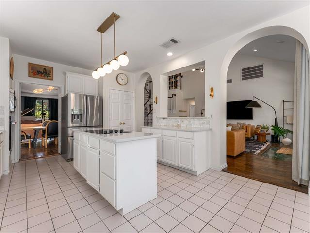 Building Photo - 672 Oakdale Dr