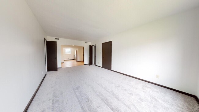 Building Photo - Parma - Ridgewood Lofts - 2 Bedroom - 1 Bath